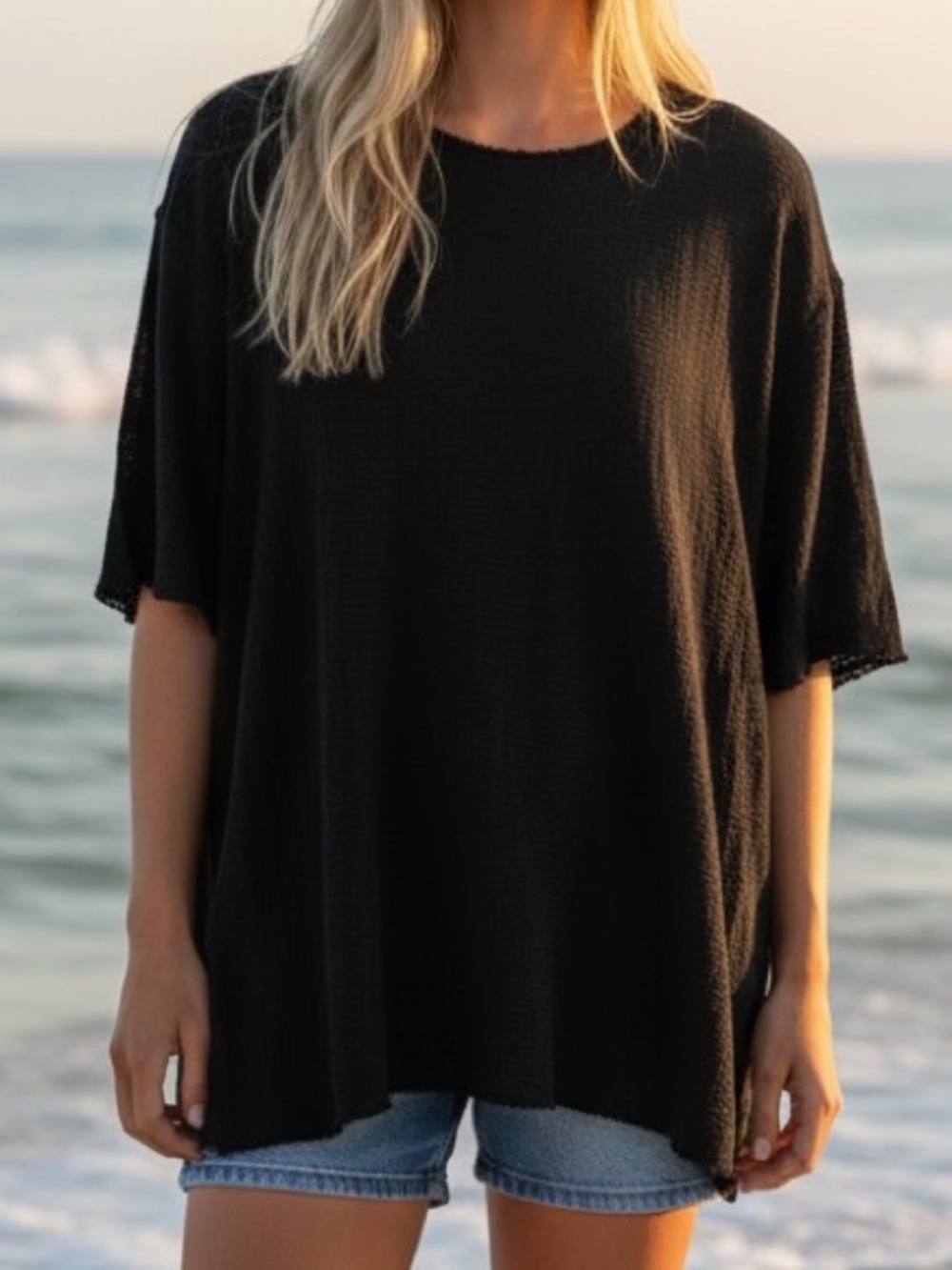 Caravana Women's Black Relaxed Cotton Gauze Tunic Top M